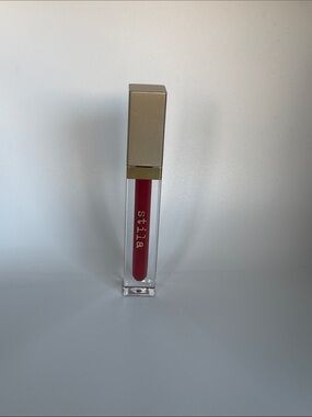 Stila lip gloss— win win
